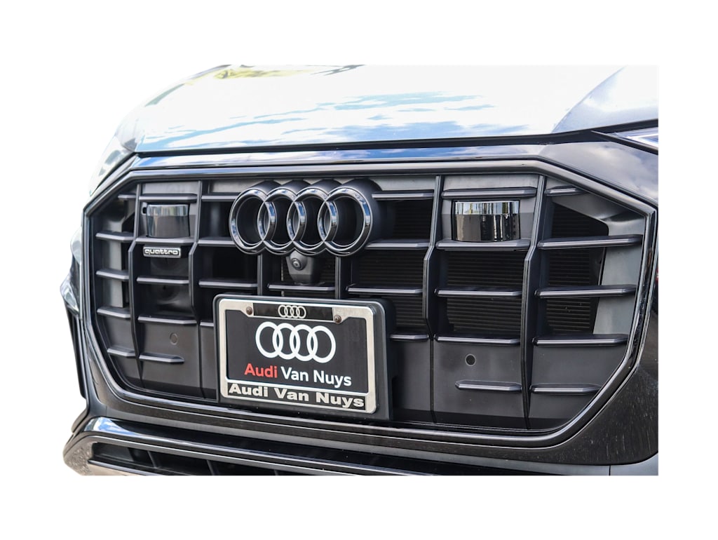 Thumbnail: 2023 Audi Q8 - 22