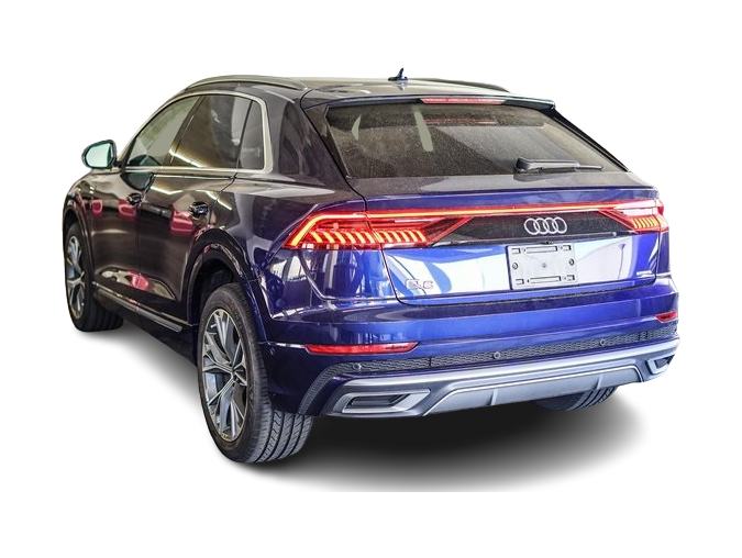 Thumbnail: 2022 Audi Q8 - 2
