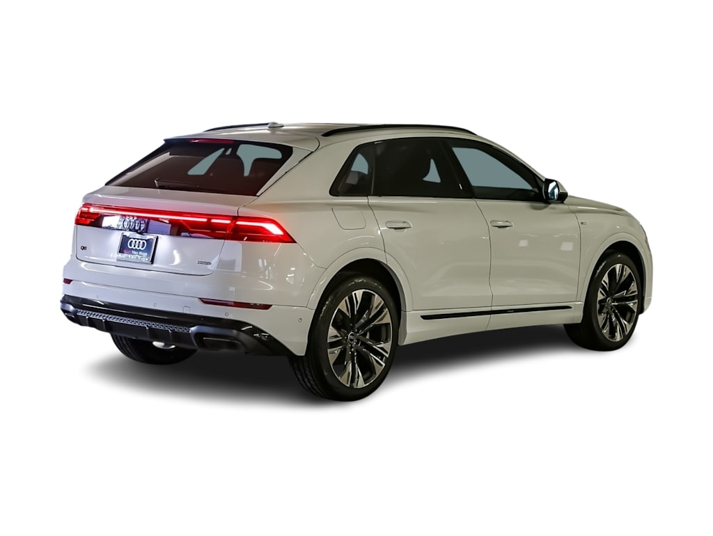 Thumbnail: 2026 Audi Q8 - 15