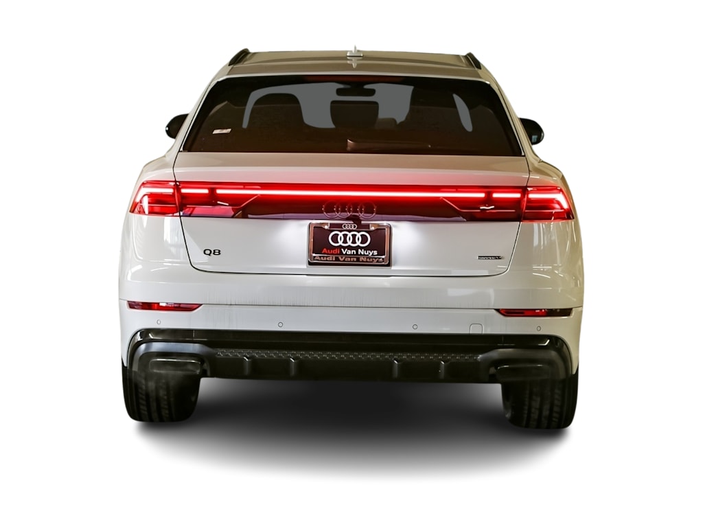 Thumbnail: 2026 Audi Q8 - 4