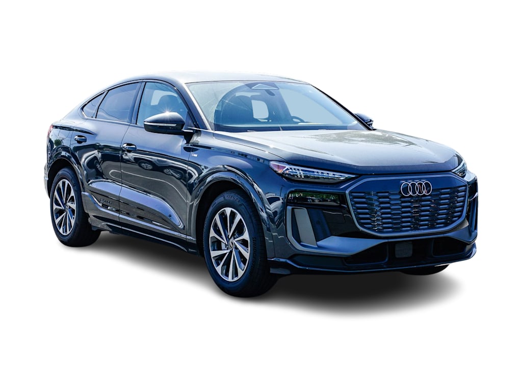 Thumbnail: 2025 Audi Q6 e-tron - 8