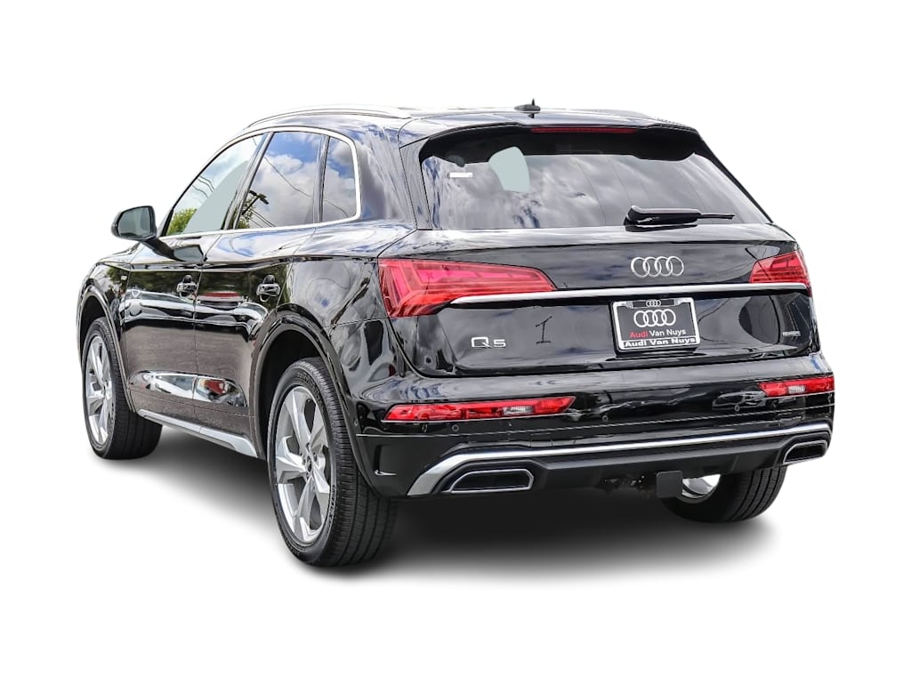 Thumbnail: 2023 Audi Q5 - 3