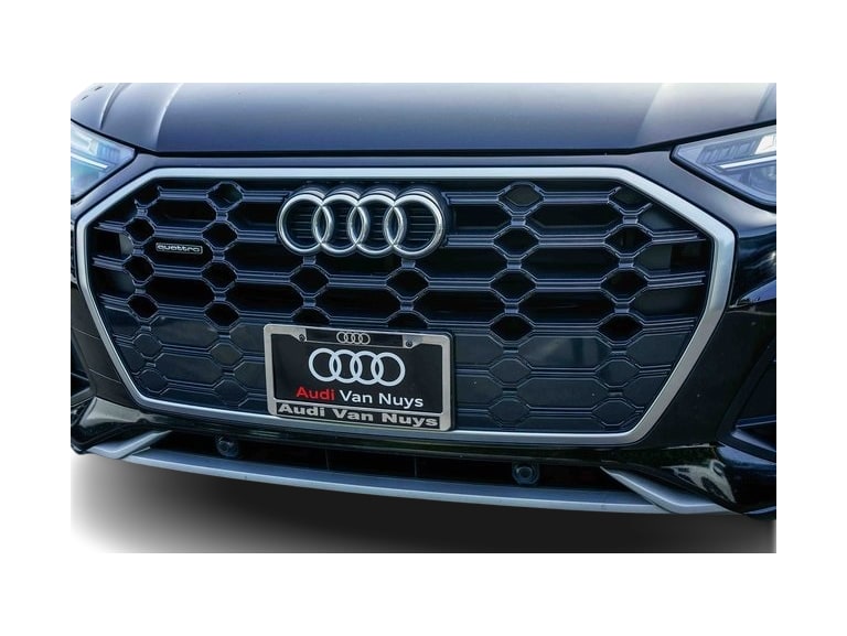 Thumbnail: 2022 Audi Q5 - 21