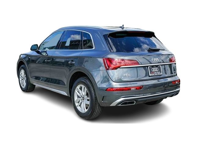 Thumbnail: 2023 Audi Q5 - 3