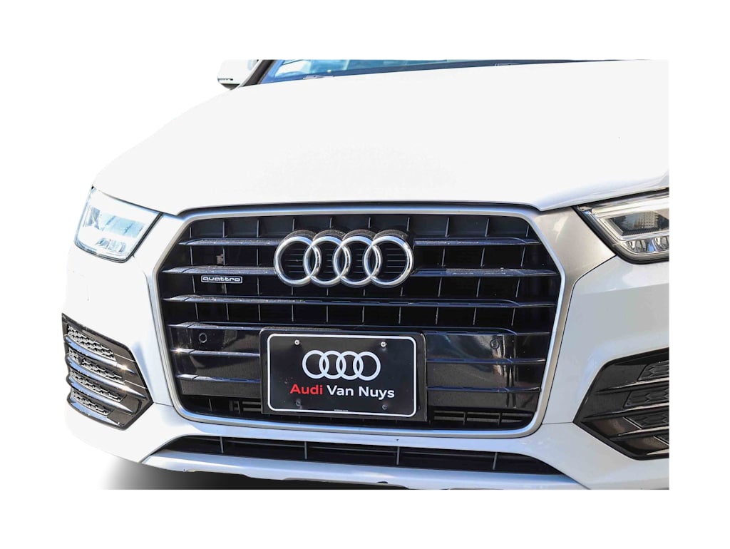 Thumbnail: 2018 Audi Q3 - 10