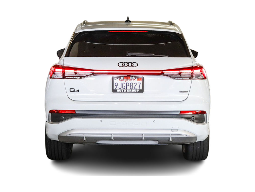 Thumbnail: 2023 Audi Q4 e-tron - 3