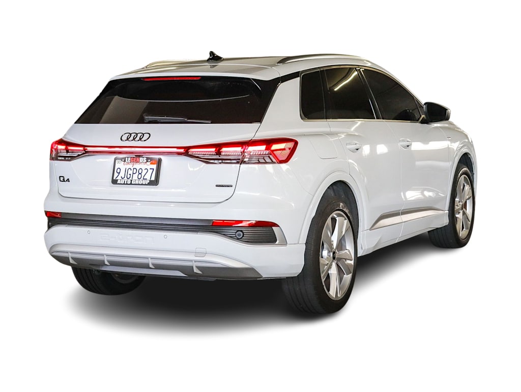 Thumbnail: 2023 Audi Q4 e-tron - 6