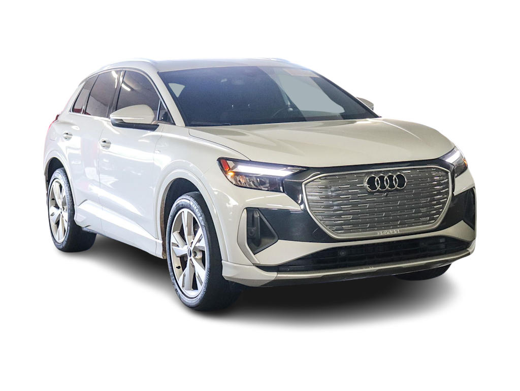 Thumbnail: 2023 Audi Q4 e-tron - 7