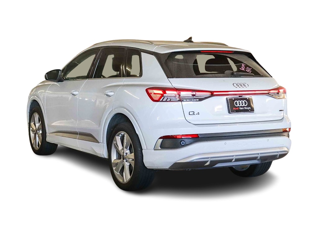 Thumbnail: 2023 Audi Q4 e-tron - 2