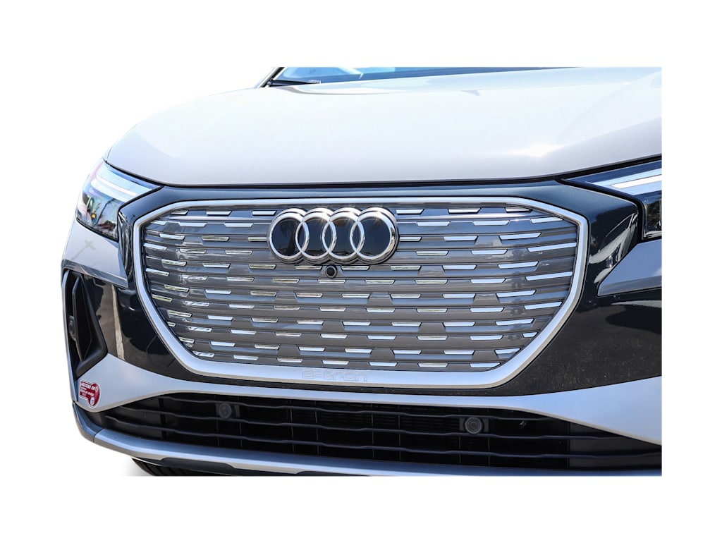 Thumbnail: 2023 Audi Q4 e-tron - 20
