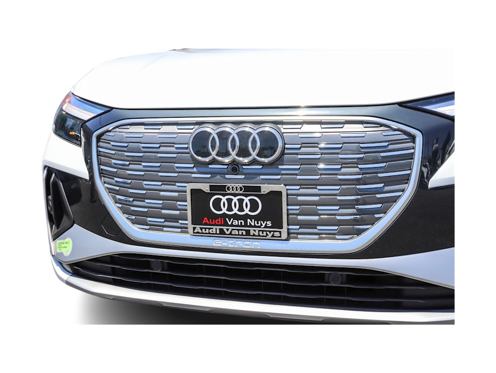 Thumbnail: 2023 Audi Q4 e-tron - 19