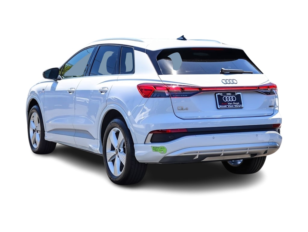 Thumbnail: 2023 Audi Q4 e-tron - 3