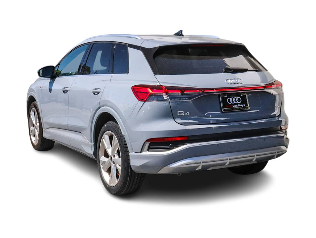 Thumbnail: 2023 Audi Q4 e-tron - 2