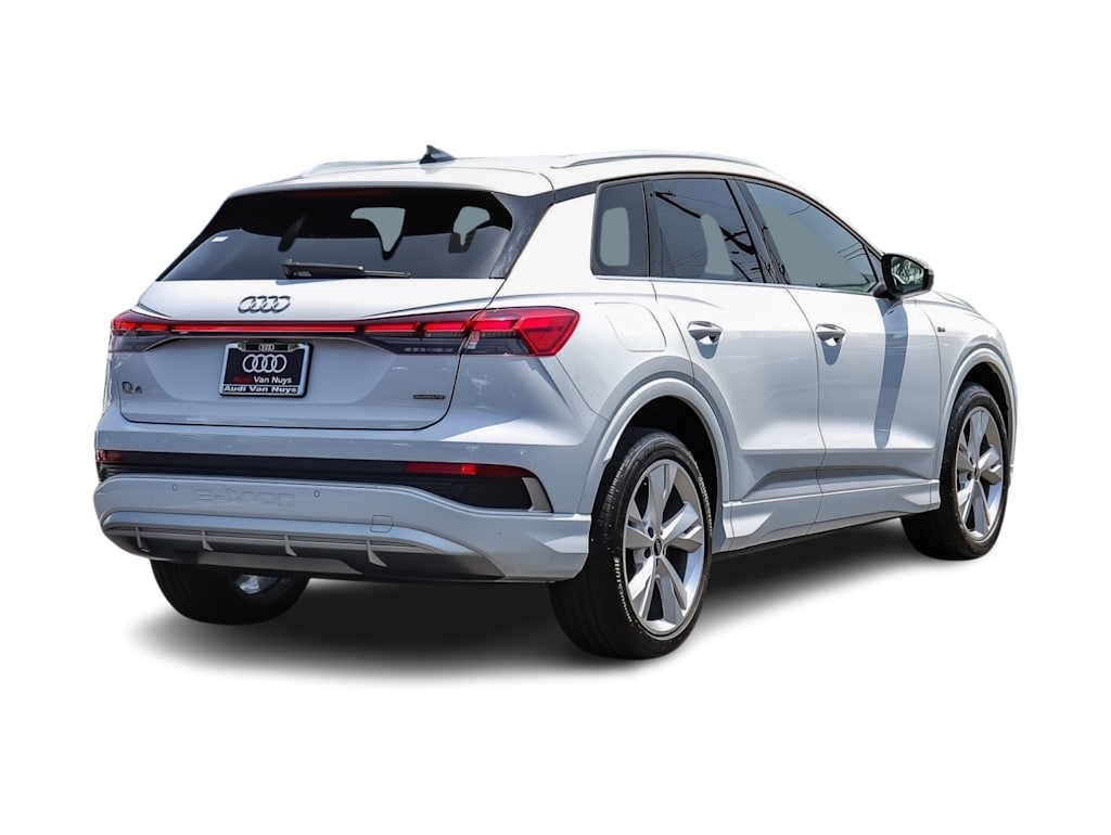 Thumbnail: 2023 Audi Q4 e-tron - 17