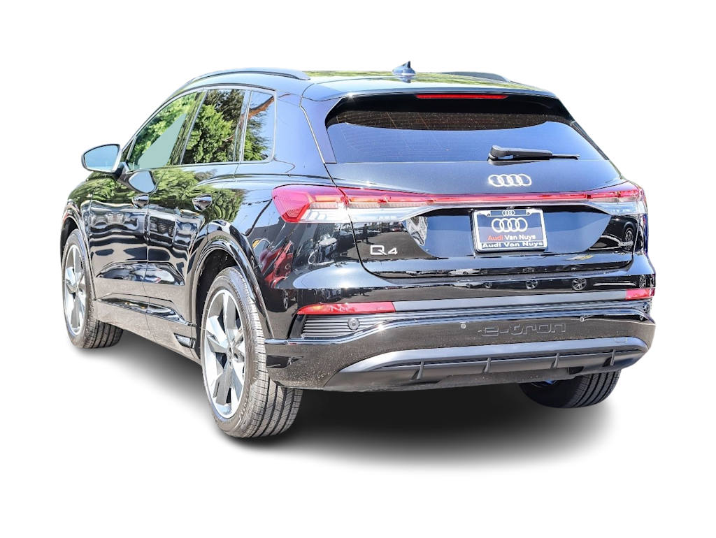 Thumbnail: 2024 Audi Q4 e-tron - 3