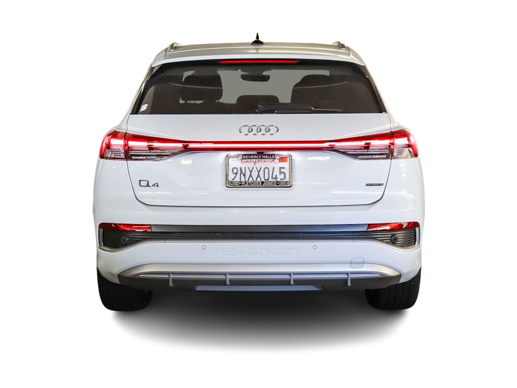 Thumbnail: 2024 Audi Q4 e-tron - 3