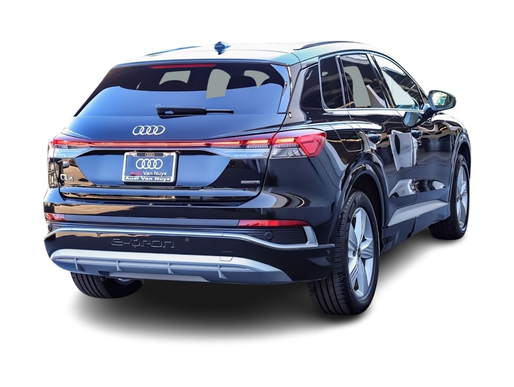 Thumbnail: 2023 Audi Q4 e-tron - 17