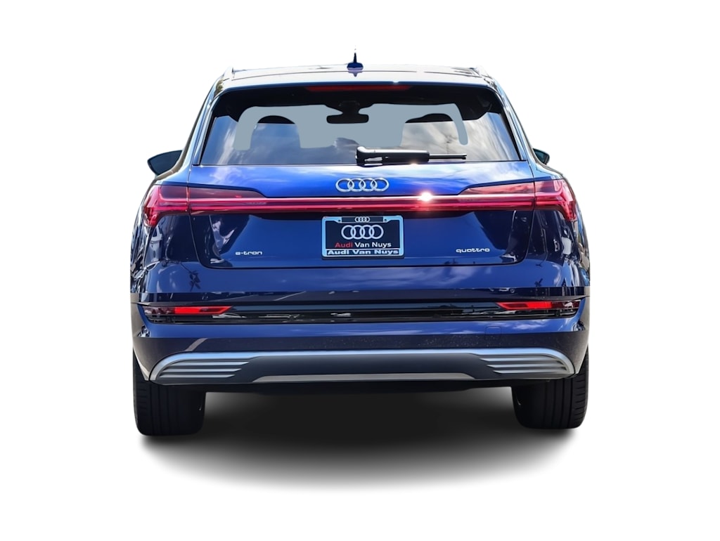 Thumbnail: 2023 Audi e-tron - 4