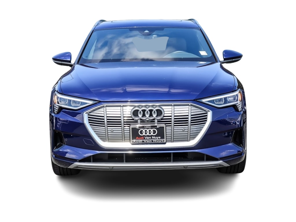 Thumbnail: 2023 Audi e-tron - 17
