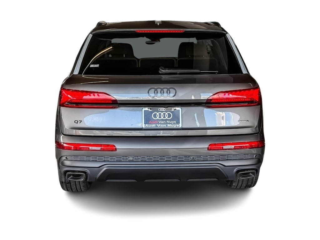 Thumbnail: 2026 Audi Q7 - 4