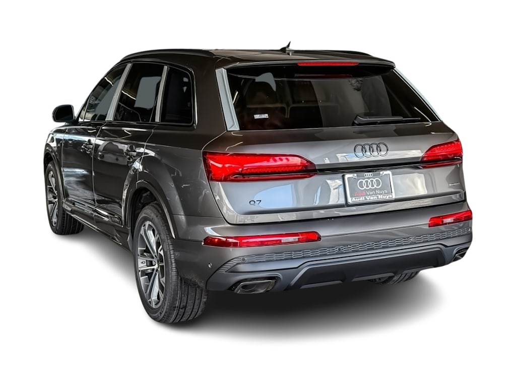 Thumbnail: 2026 Audi Q7 - 3