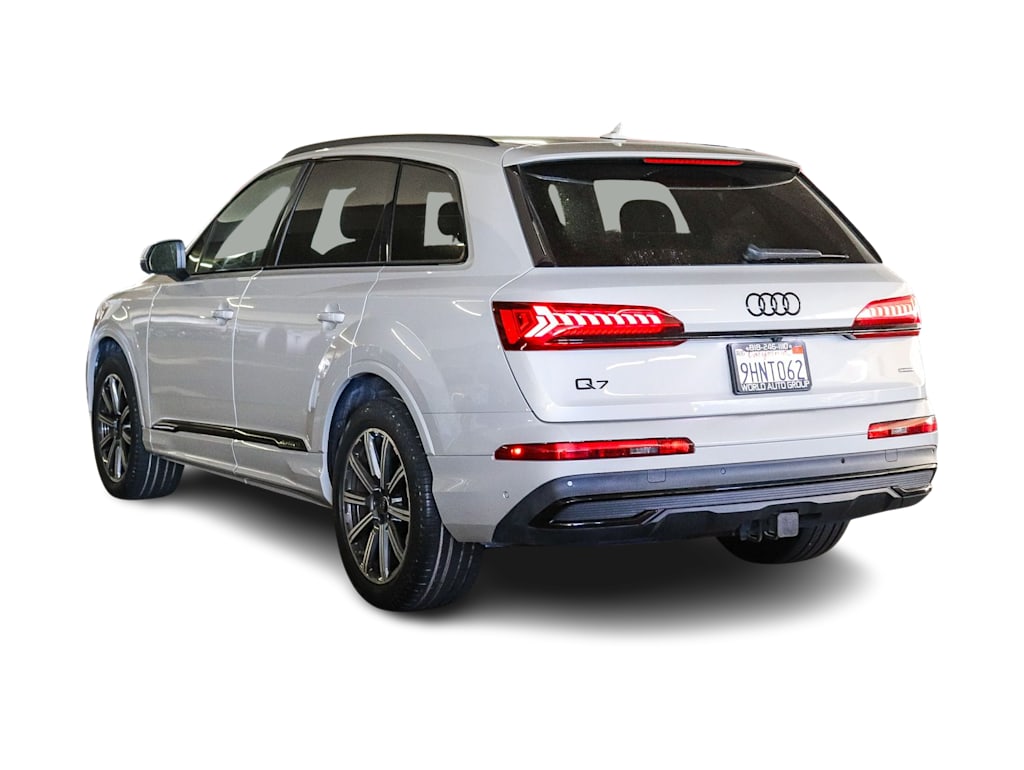 Thumbnail: 2023 Audi Q7 - 2