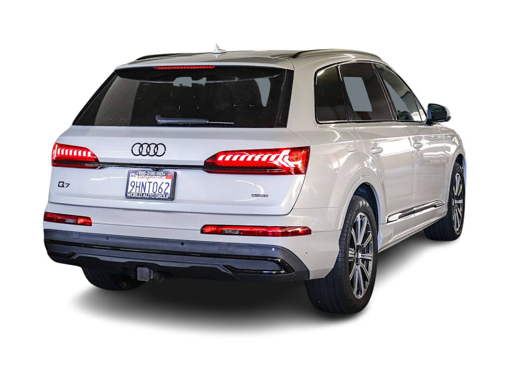 Thumbnail: 2023 Audi Q7 - 8