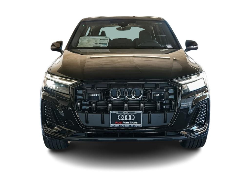 Thumbnail: 2026 Audi Q7 - 5