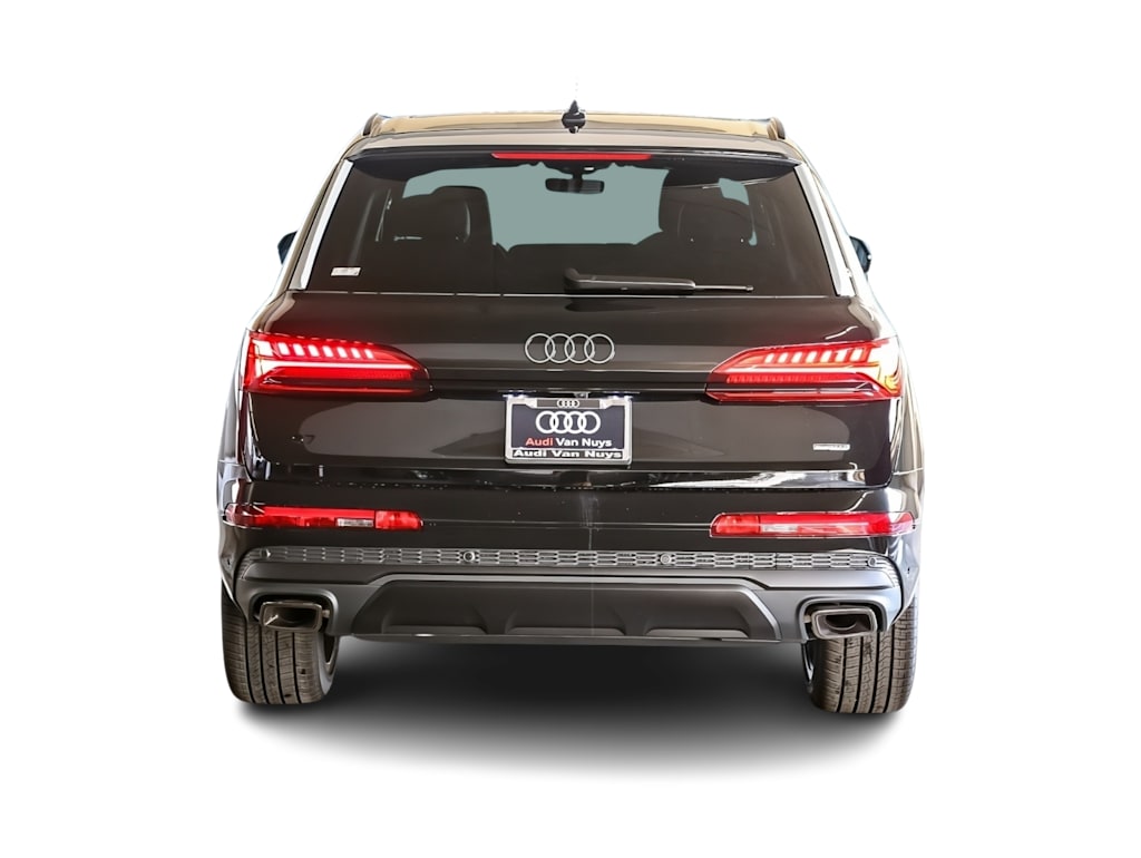 Thumbnail: 2026 Audi Q7 - 4