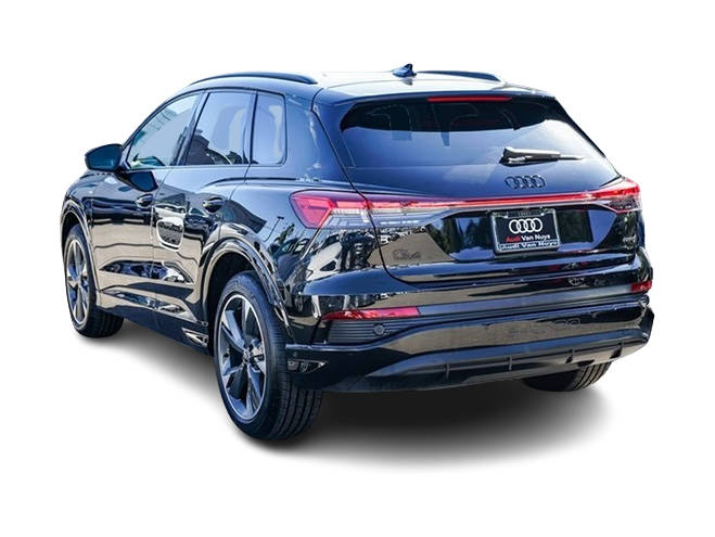 2024 Audi Q4 e-tron Premium Plus 3