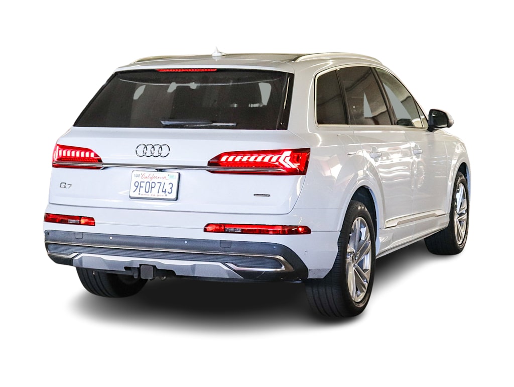 Thumbnail: 2023 Audi Q7 - 7