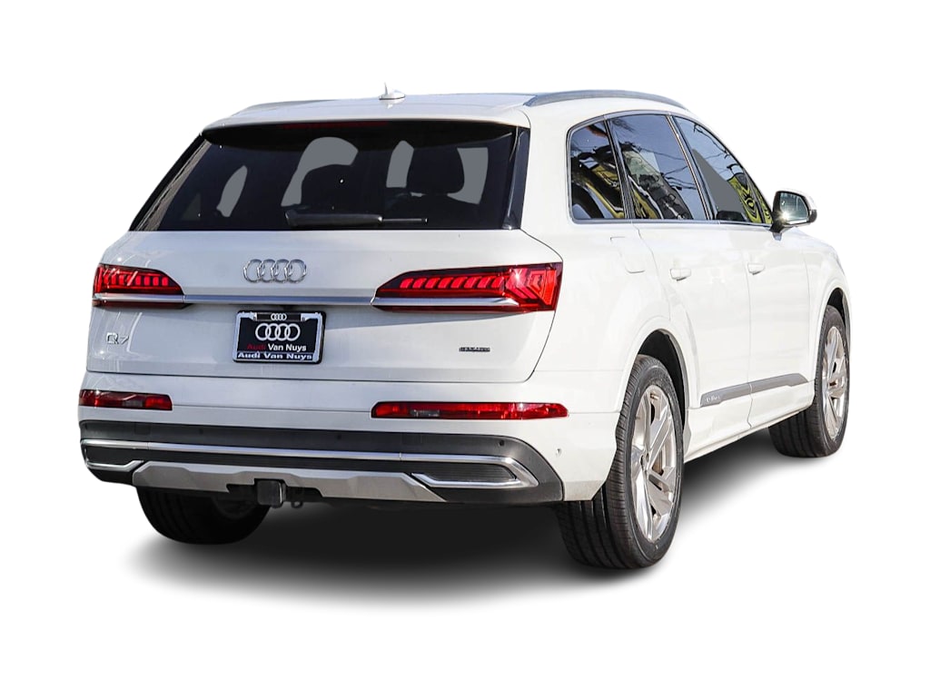 Thumbnail: 2023 Audi Q7 - 8
