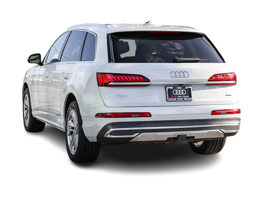 Thumbnail: 2023 Audi Q7 - 2