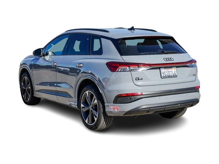 Thumbnail: 2023 Audi Q4 e-tron - 2