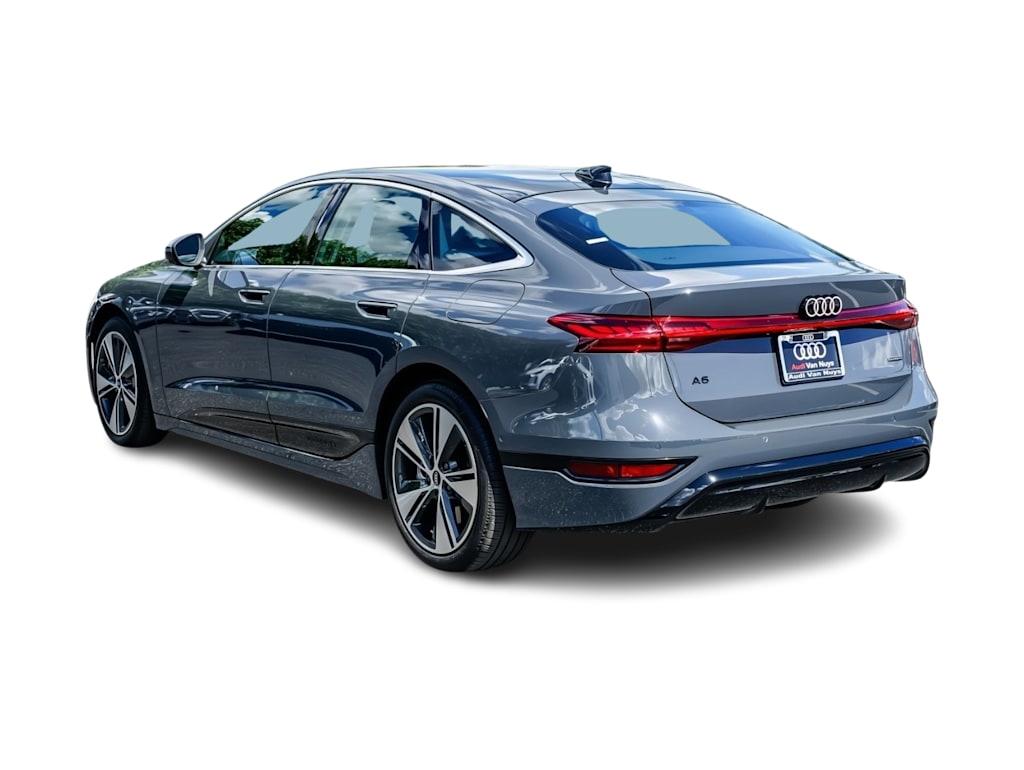 Thumbnail: 2025 Audi e-tron - 3