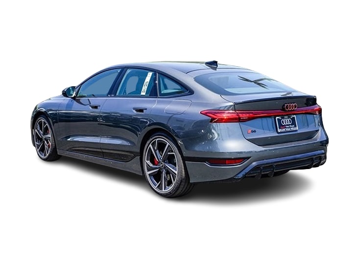 Thumbnail: 2025 Audi e-tron S - 3