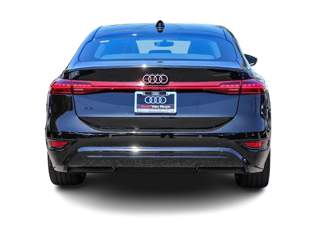 Thumbnail: 2025 Audi e-tron - 4