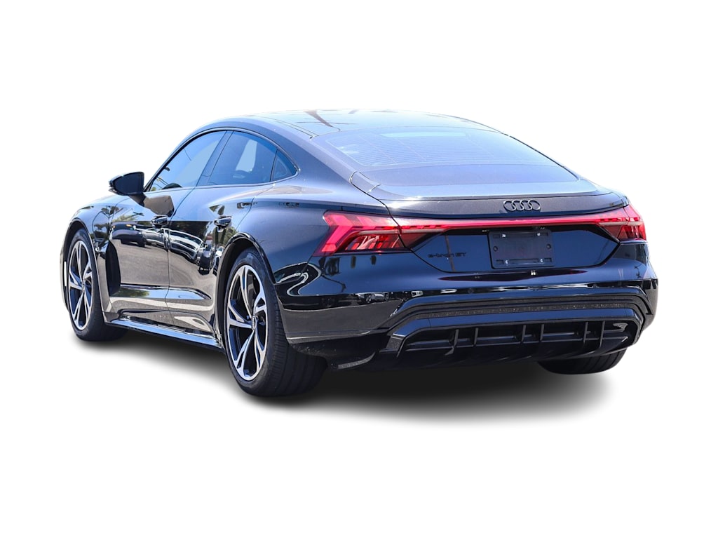 Thumbnail: 2023 Audi e-tron GT - 2