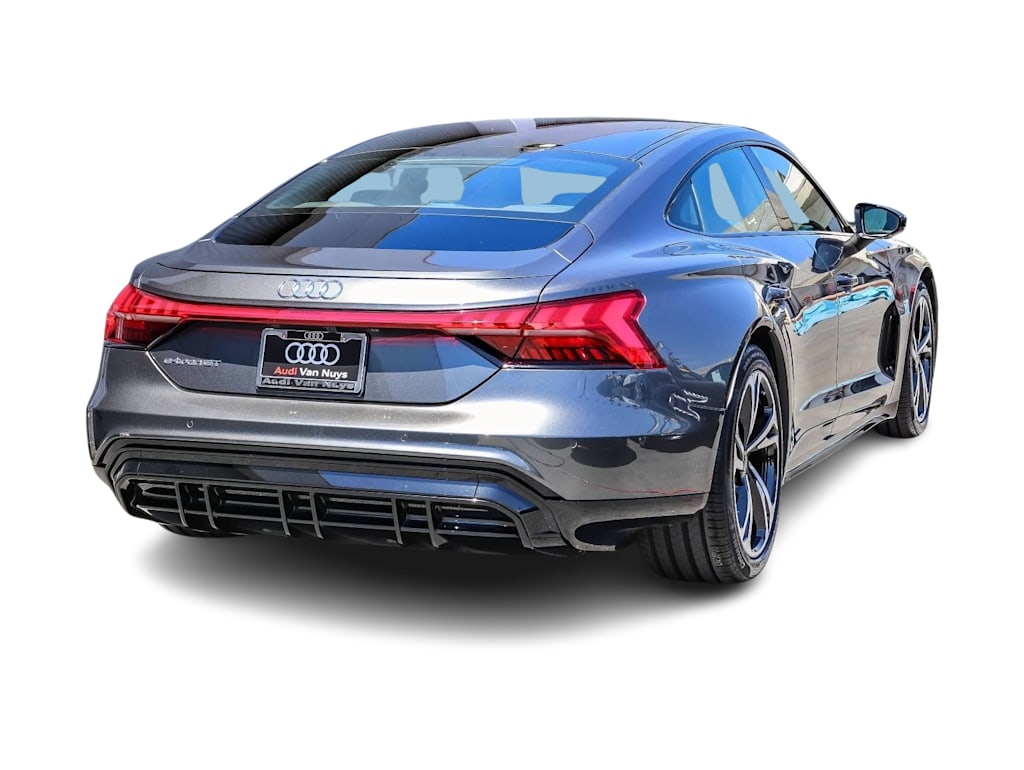 Thumbnail: 2023 Audi e-tron GT - 15