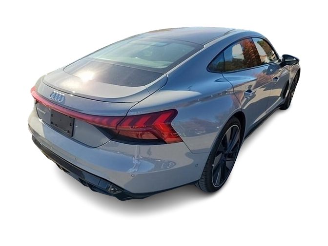 Thumbnail: 2024 Audi e-tron GT - 10