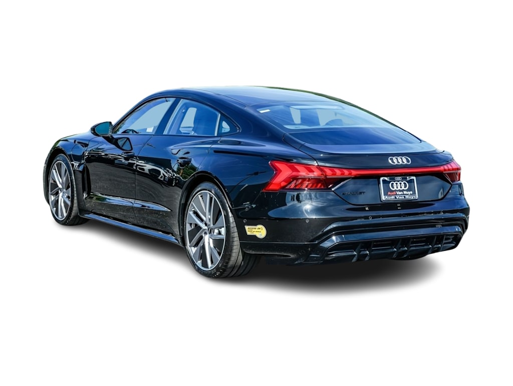 Thumbnail: 2022 Audi e-tron GT - 14