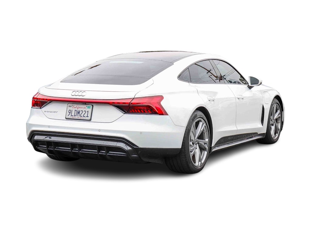 Thumbnail: 2024 Audi e-tron GT - 8