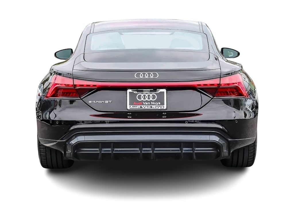 Thumbnail: 2023 Audi e-tron GT - 13