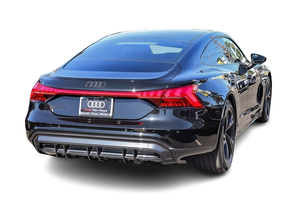 Thumbnail: 2023 Audi e-tron GT - 15