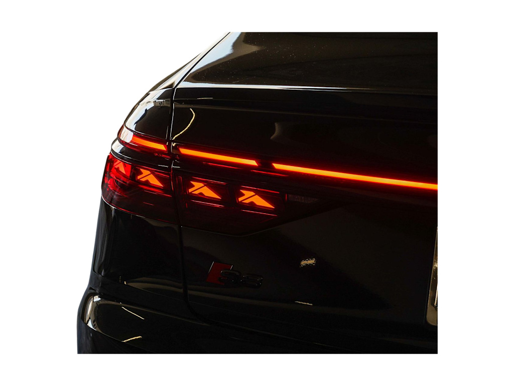 Thumbnail: 2026 Audi S8 - 17