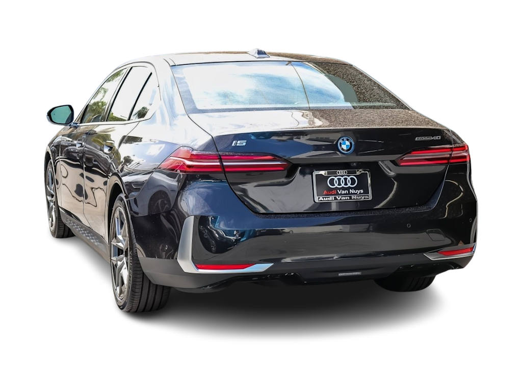 Thumbnail: 2024 BMW i5 - 3