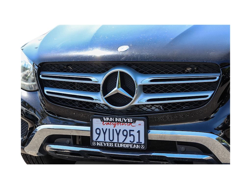 Thumbnail: 2016 Mercedes-Benz GLC - 10