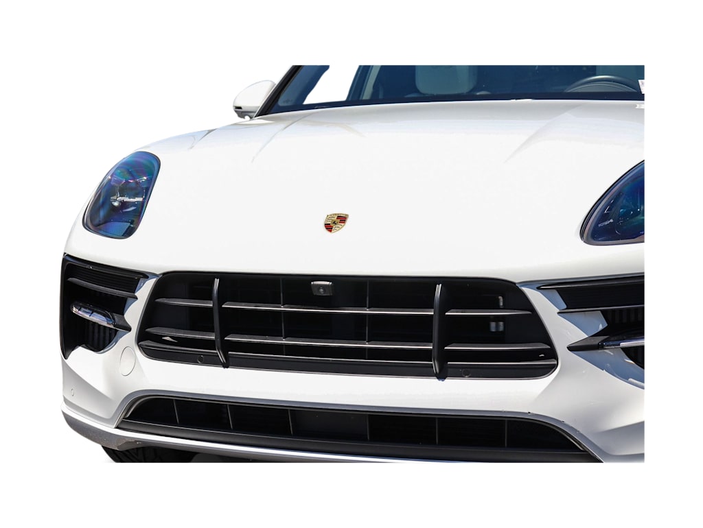 Thumbnail: 2021 Porsche Macan - 21