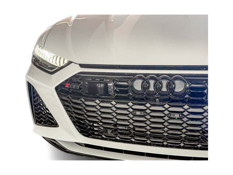 Thumbnail: 2025 Audi RS 6 - 22