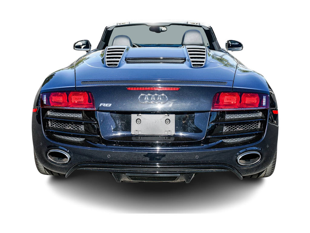 Thumbnail: 2011 Audi R8 - 11